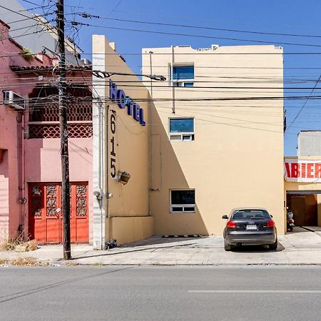 Hotel Ayenda Blue Cristal Monterrey Zewnętrze zdjęcie