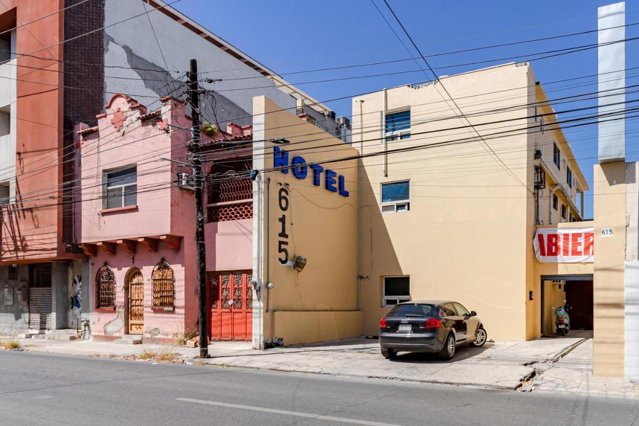 Hotel Ayenda Blue Cristal Monterrey Zewnętrze zdjęcie